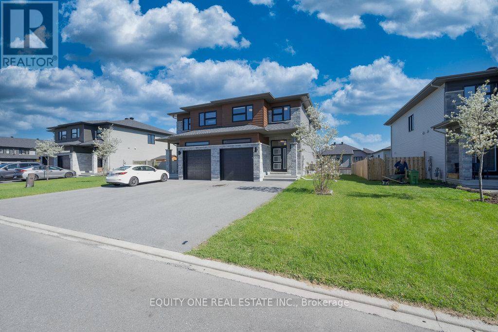 Russell, ON K0A1W0,306 BELFORT STREET