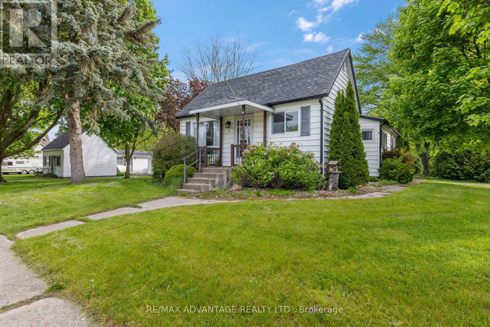 Chatham-kent (ridgetown), ON N0P2C0,30 BROADWAY STREET
