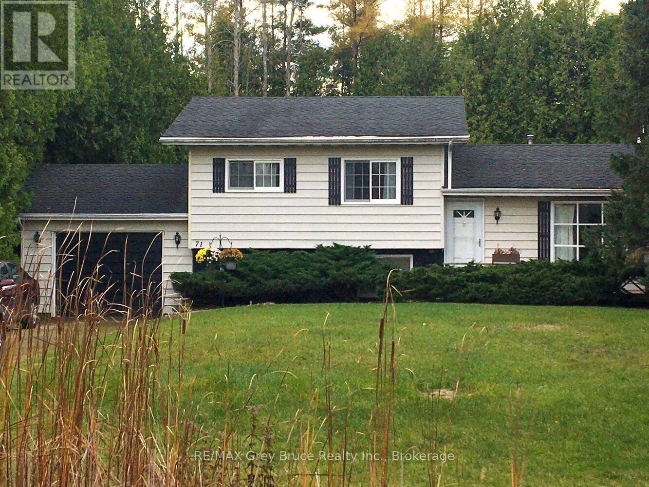 South Bruce Peninsula, ON N0H2T0,71 WILLIAM COURT