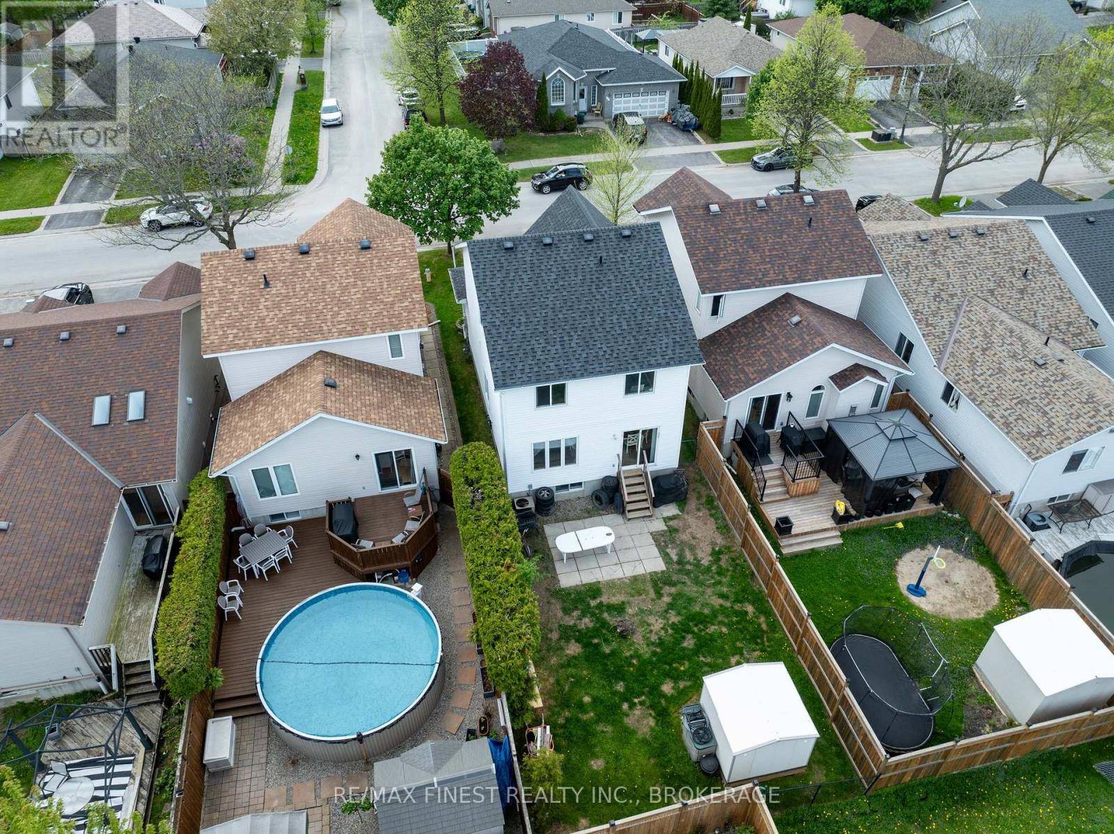 Kingston (kingston East (incl Barret Crt)), ON K7K7H6,586 FREEMAN CRESCENT