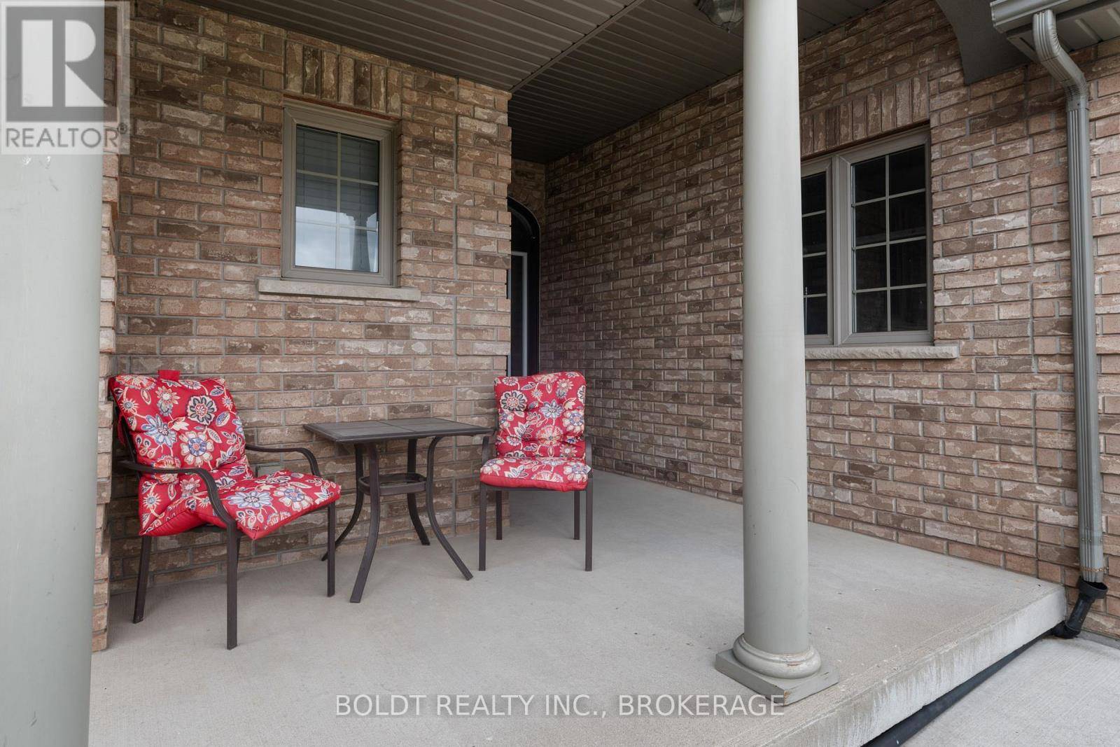 Welland (coyle Creek), ON L3C7M1,39 BELLEVUE COURT