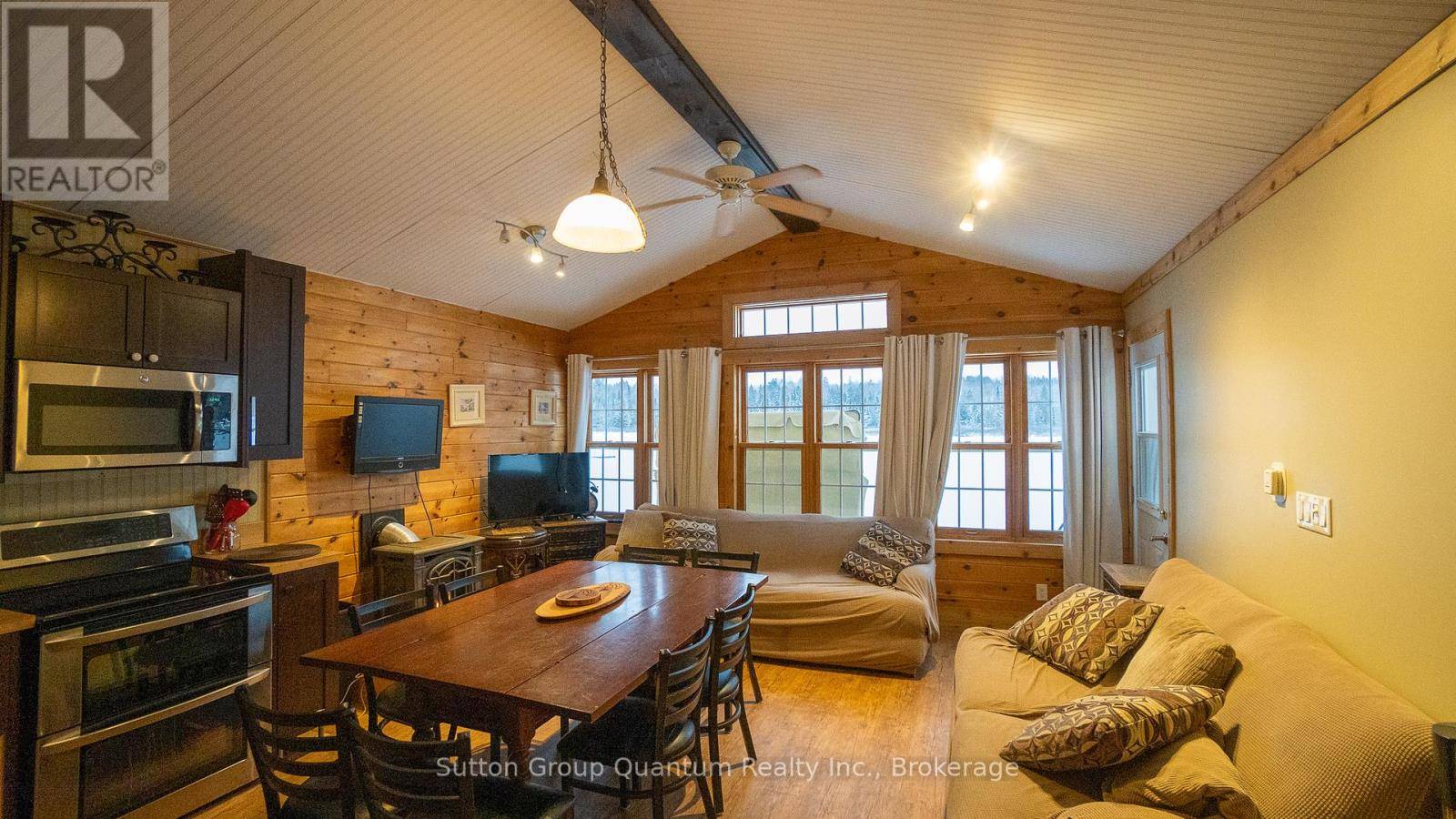 Magnetawan, ON P0A1P0,3 WOODLAND LANE