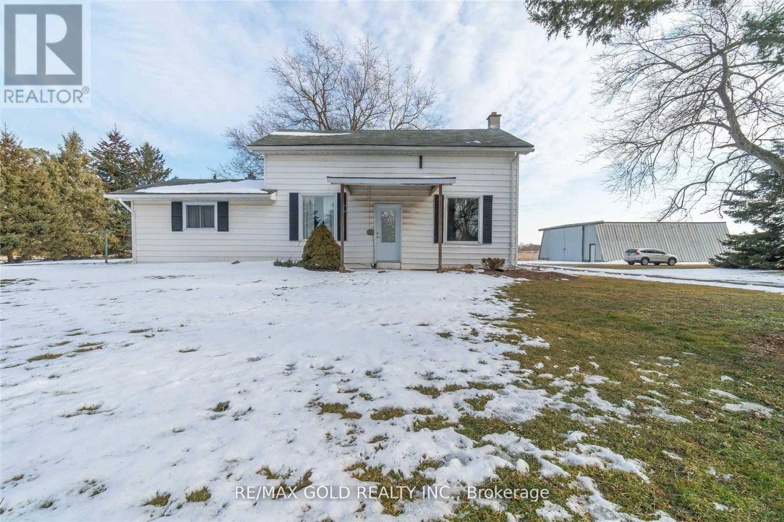 Chatham-kent (howard), ON N0L2C0,12708 MCLARTY LINE