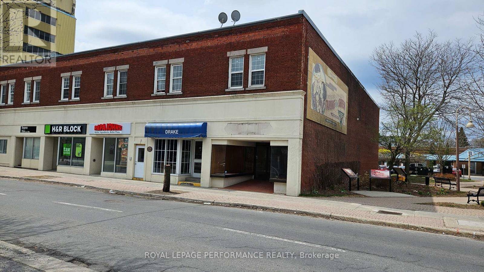 Cornwall, ON K6J3P6,210-228 Pitt ST West #8