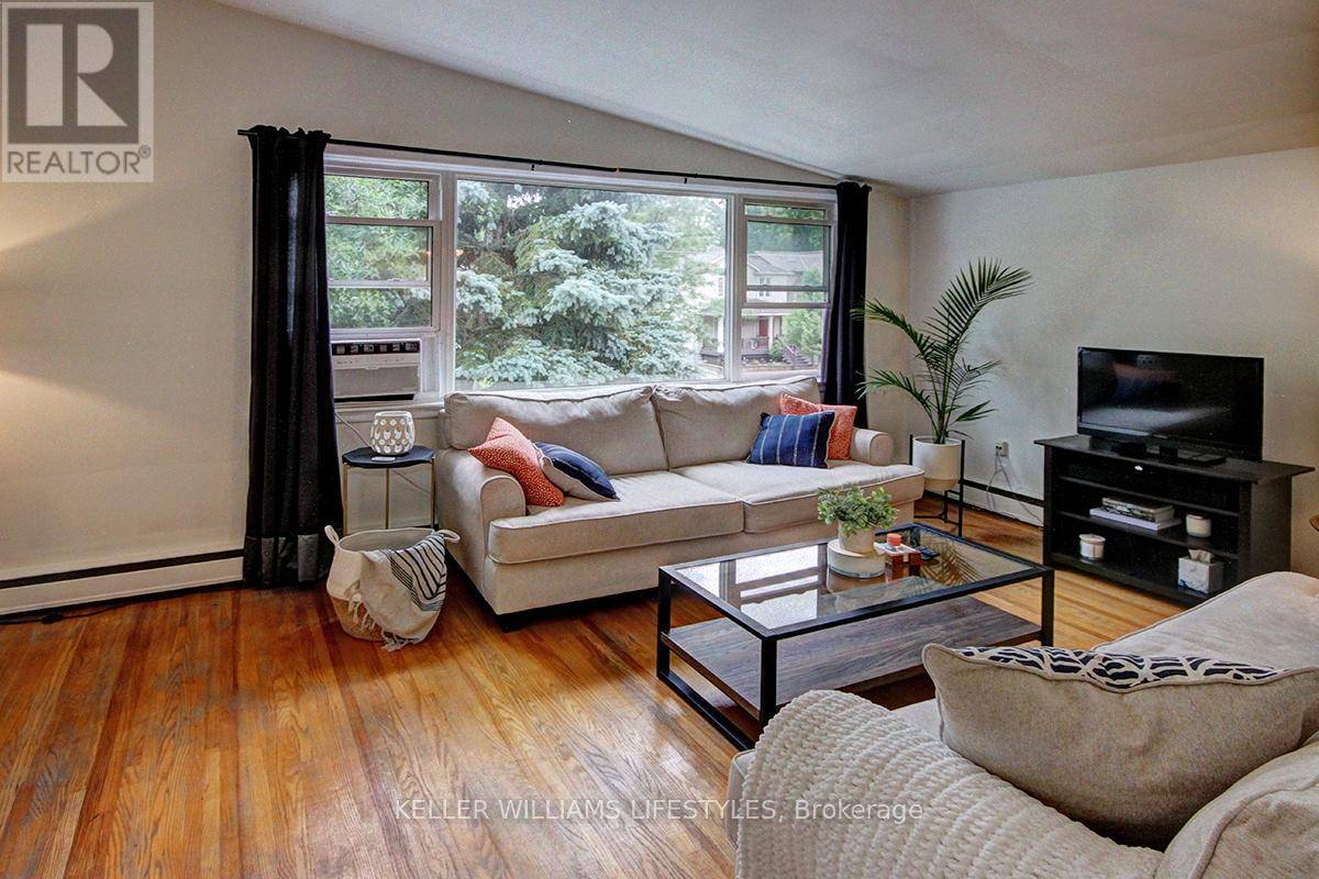 London South (south F), ON N6C2E2,230 Emery ST East #2