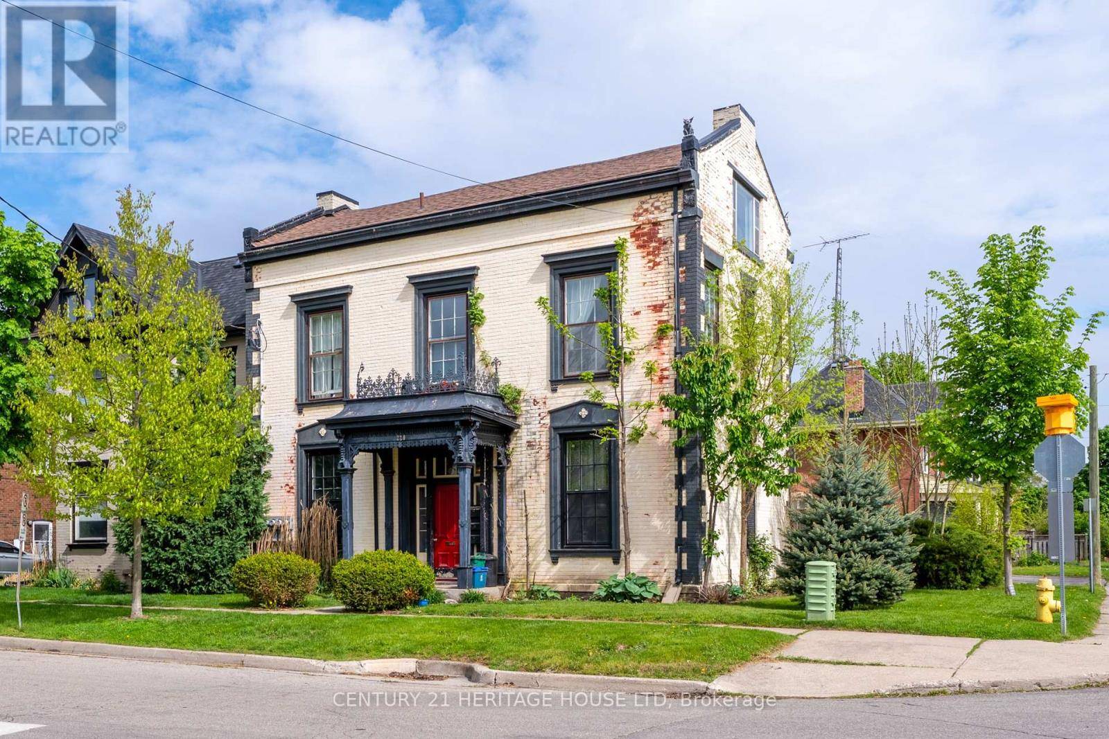 Brant (brantford Twp), ON N3S4C1,220 NELSON STREET