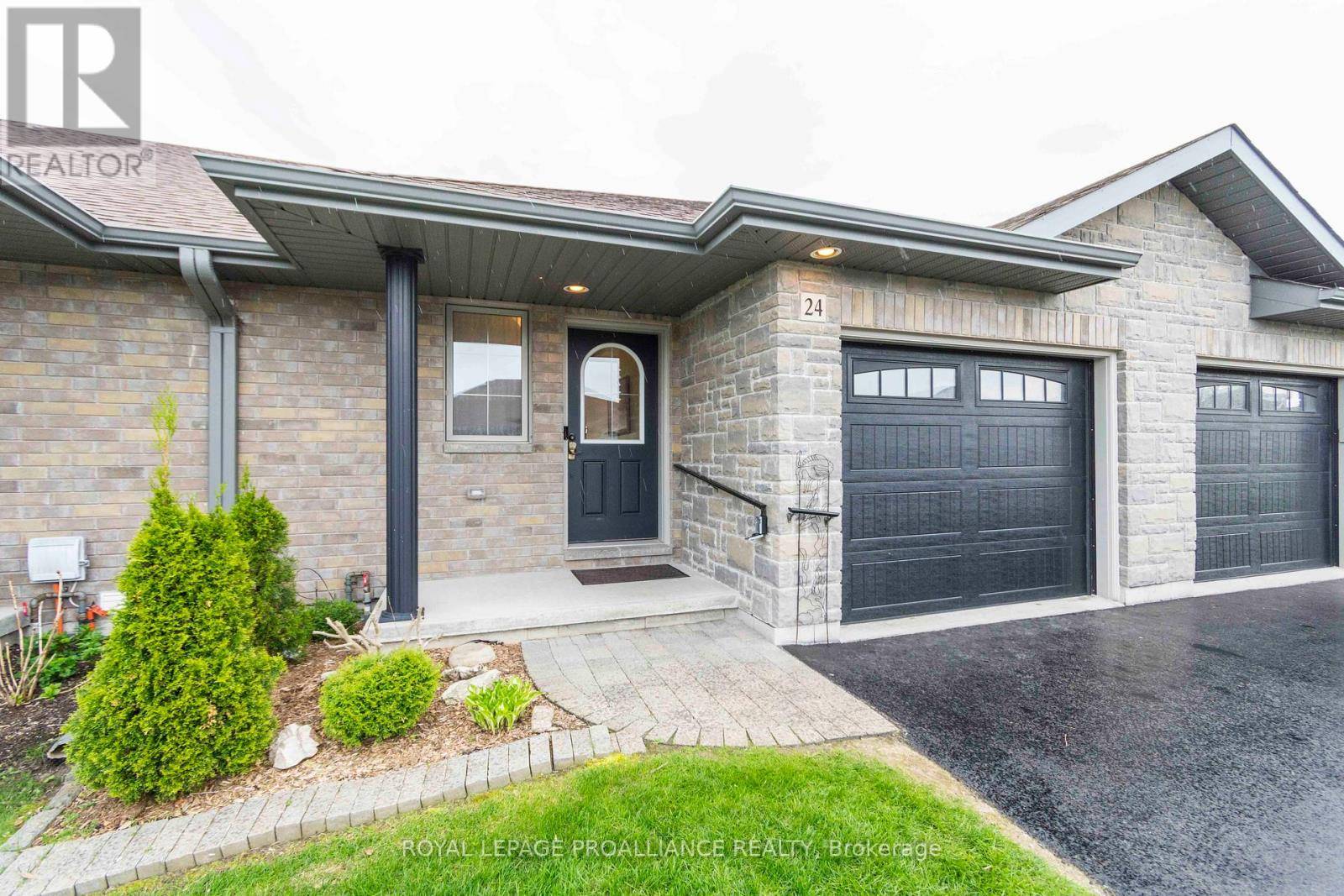 Quinte West (murray Ward), ON K8V0E9,24 CORTLAND CRESCENT