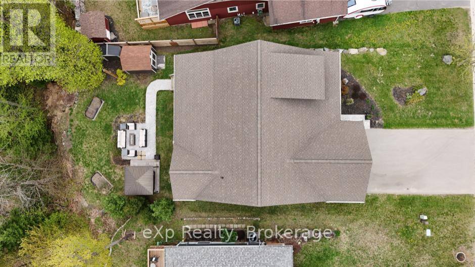 Huntsville (chaffey), ON P1H0B7,10 WOODSTREAM DRIVE