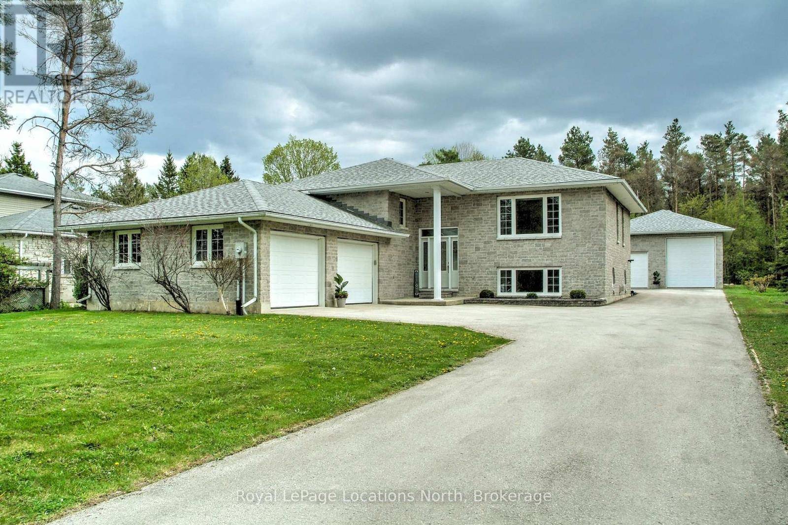 South Bruce Peninsula, ON N0H1P0,30 PINE TREE DRIVE