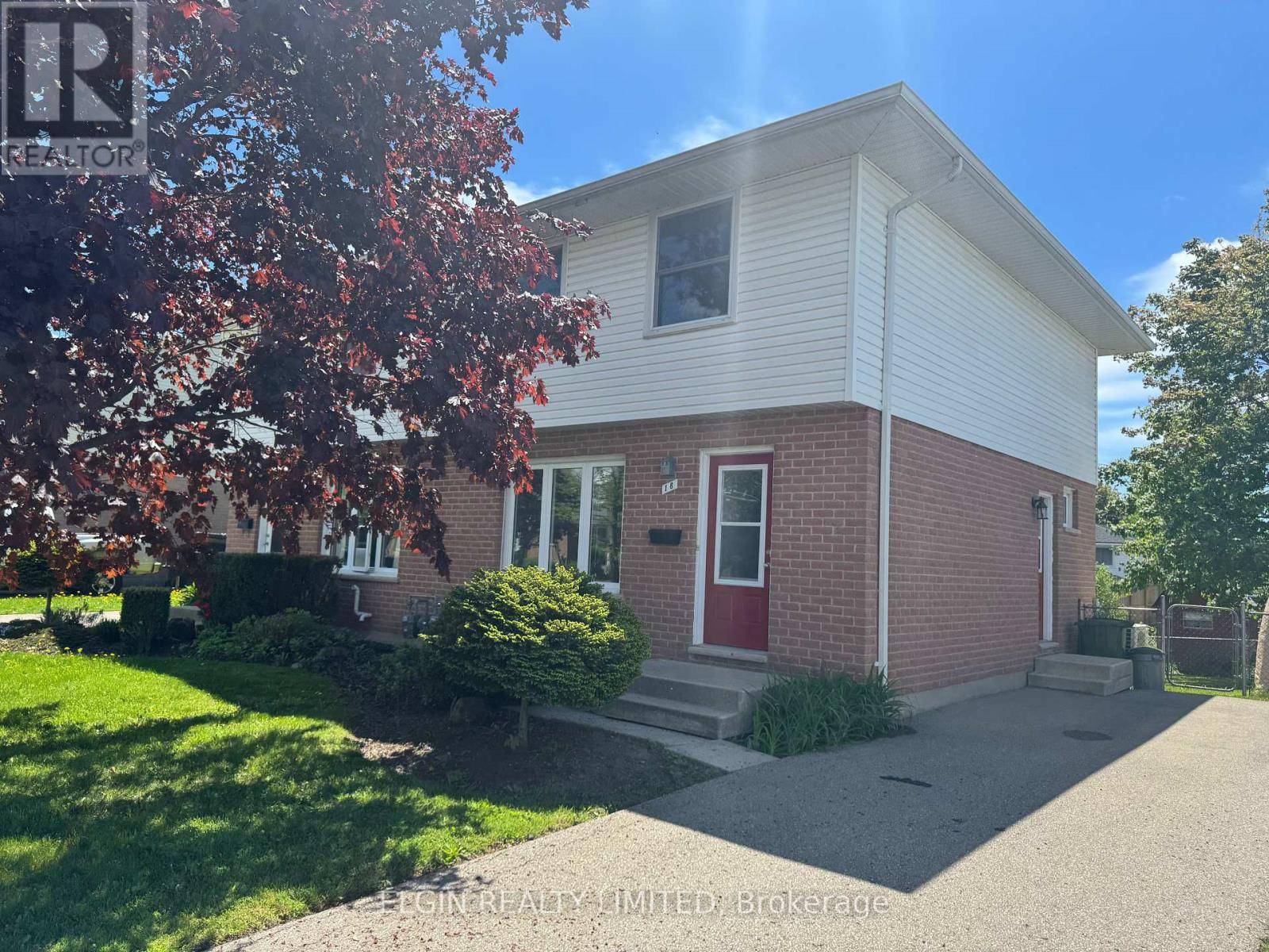 St. Thomas, ON N5R5P8,18 VANIER PLACE