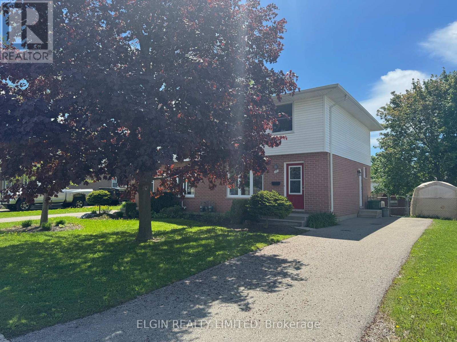 St. Thomas, ON N5R5P8,18 VANIER PLACE
