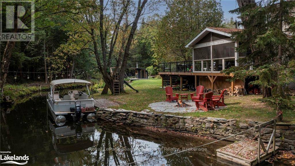 Muskoka Lakes (watt), ON P0B1M0,3461 HWY 141