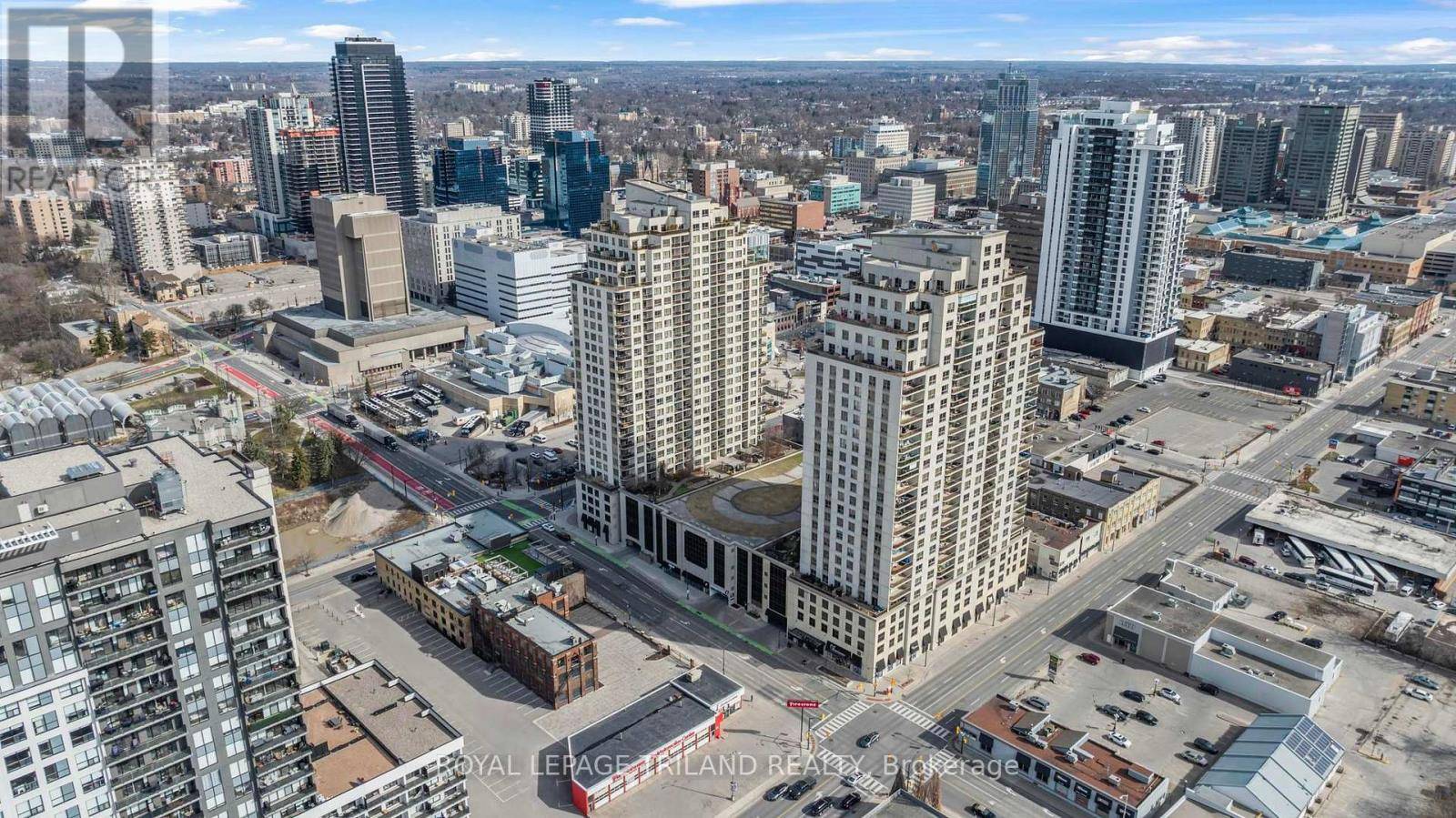 London East (east K), ON N6C3Z3,330 RIDOUT ST #2303