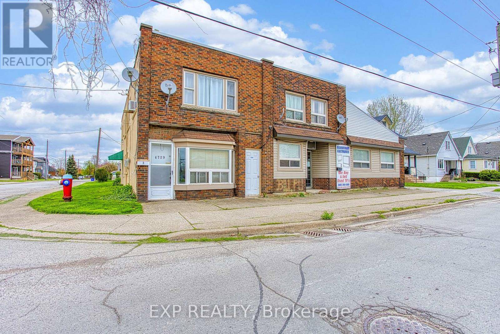 Niagara Falls (downtown), ON L2E2Z4,4727-4729 FERGUSON STREET