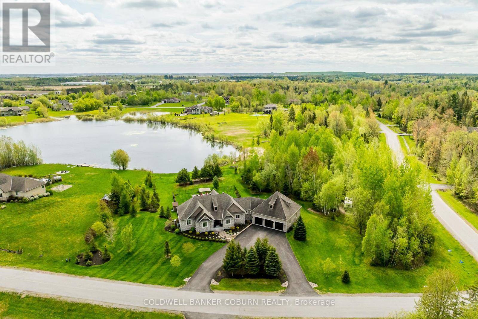 Ottawa, ON K0A1L0,155 WEST LAKE CIRCLE