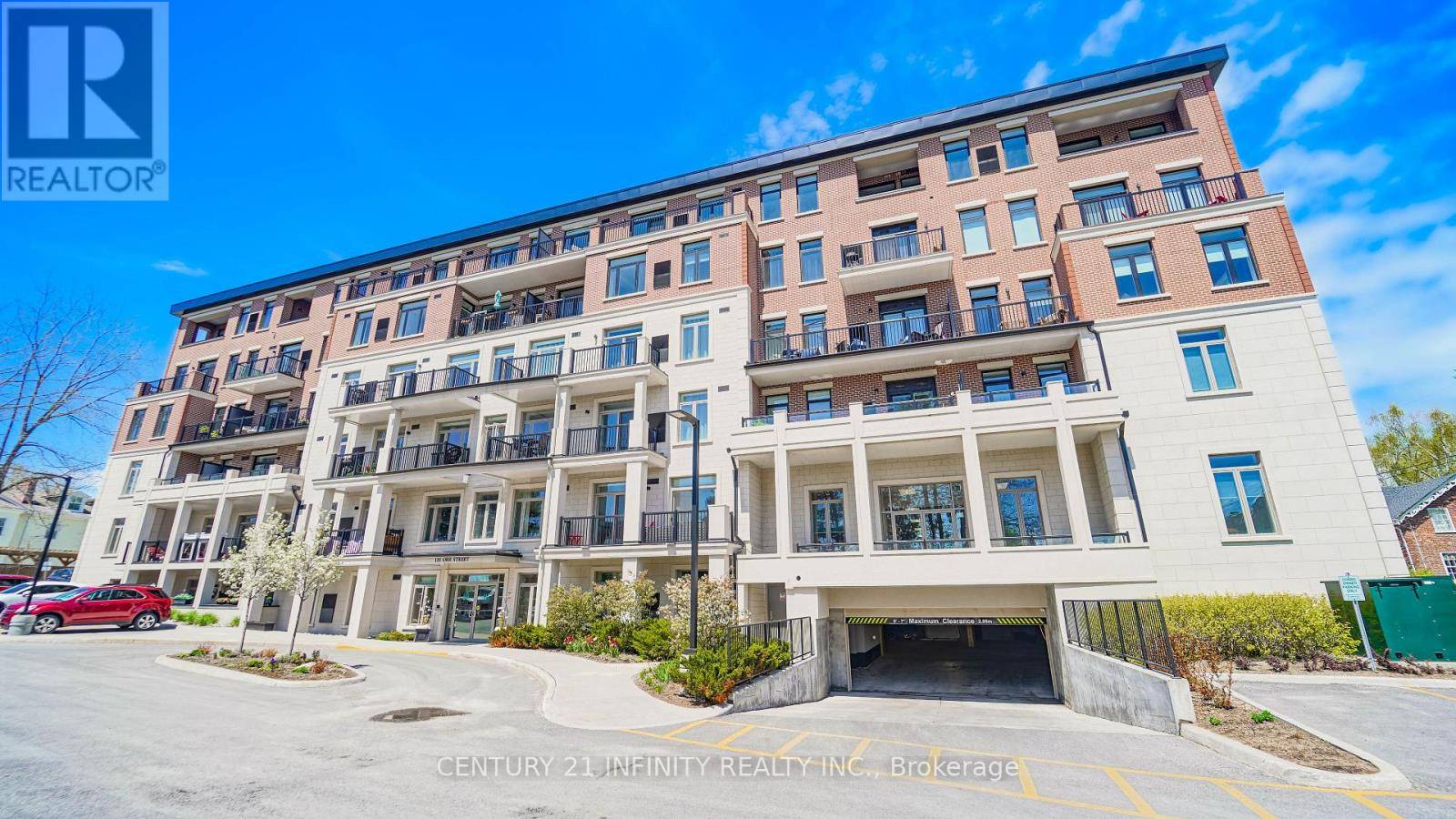 Cobourg, ON K9A0J6,135 Orr ST #101