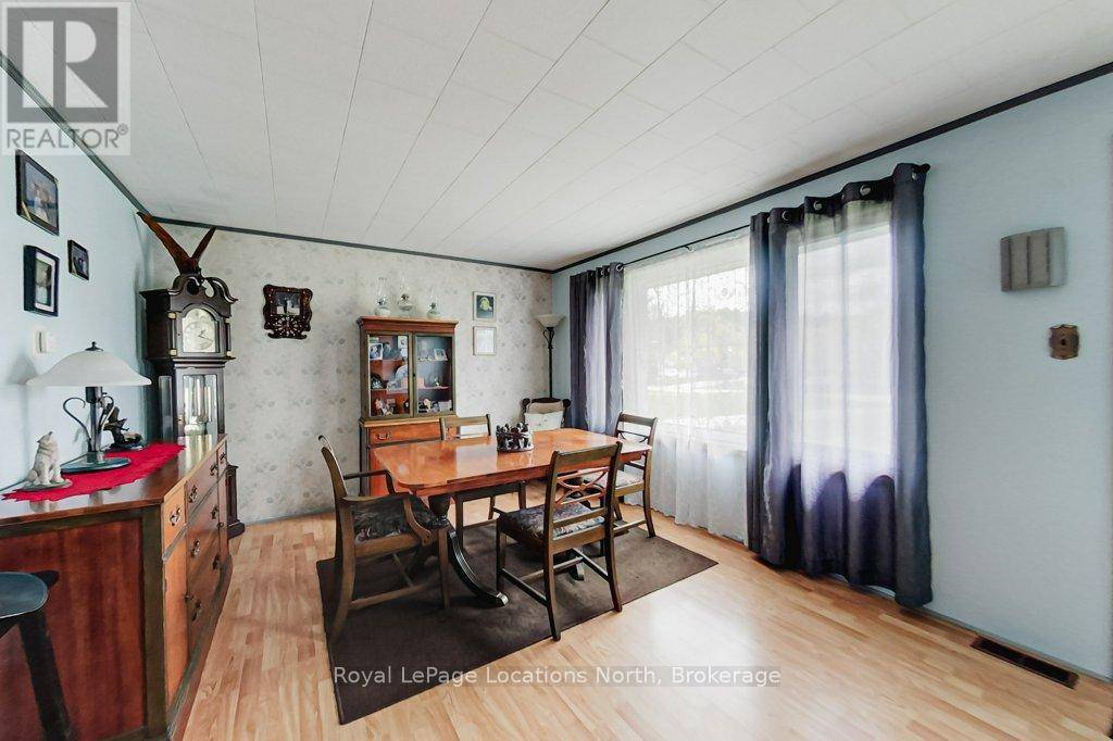 Meaford, ON N4L1W6,141 GARDINER STREET