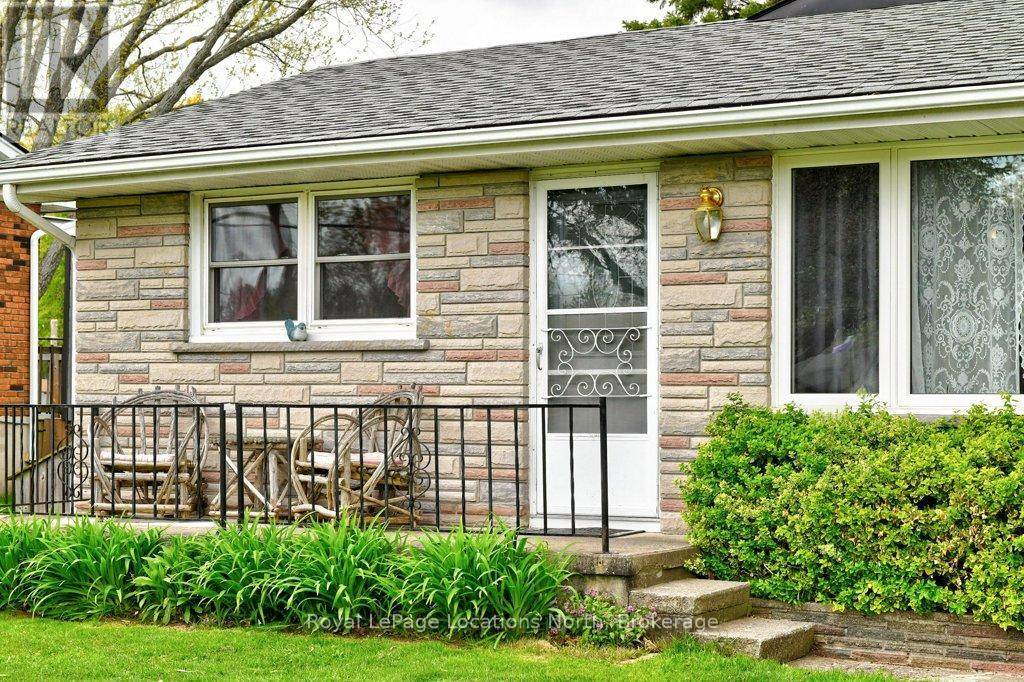 Meaford, ON N4L1W6,141 GARDINER STREET