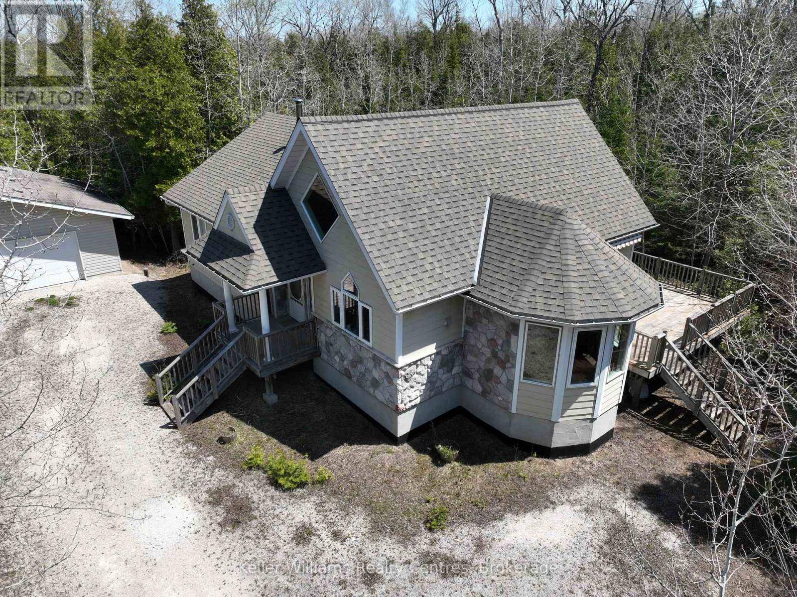 Northern Bruce Peninsula, ON N0H1W0,39 LAKEWOOD COUNTRY LANE