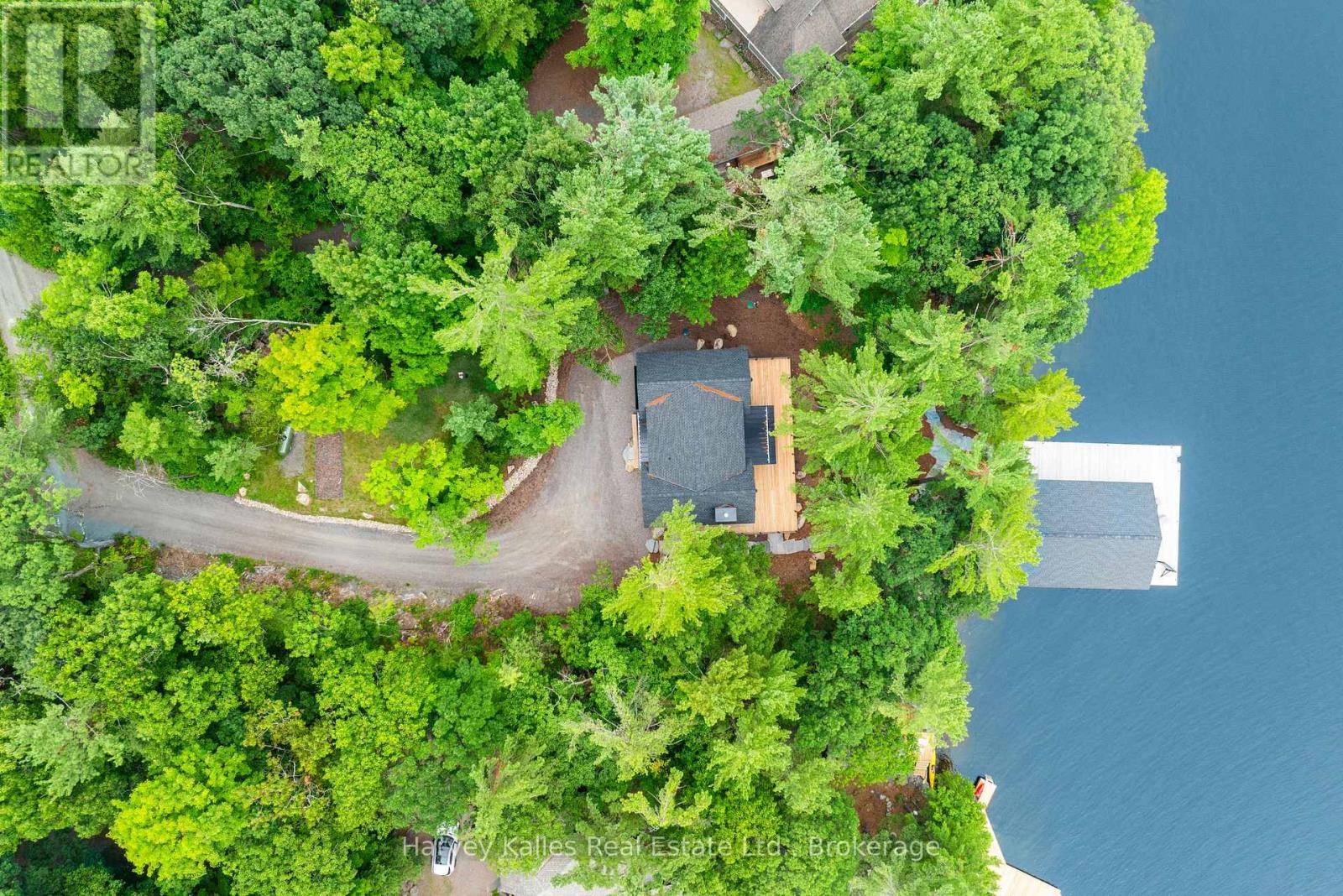 Muskoka Lakes (medora), ON P0B1J0,1029 East Rankin RD #2