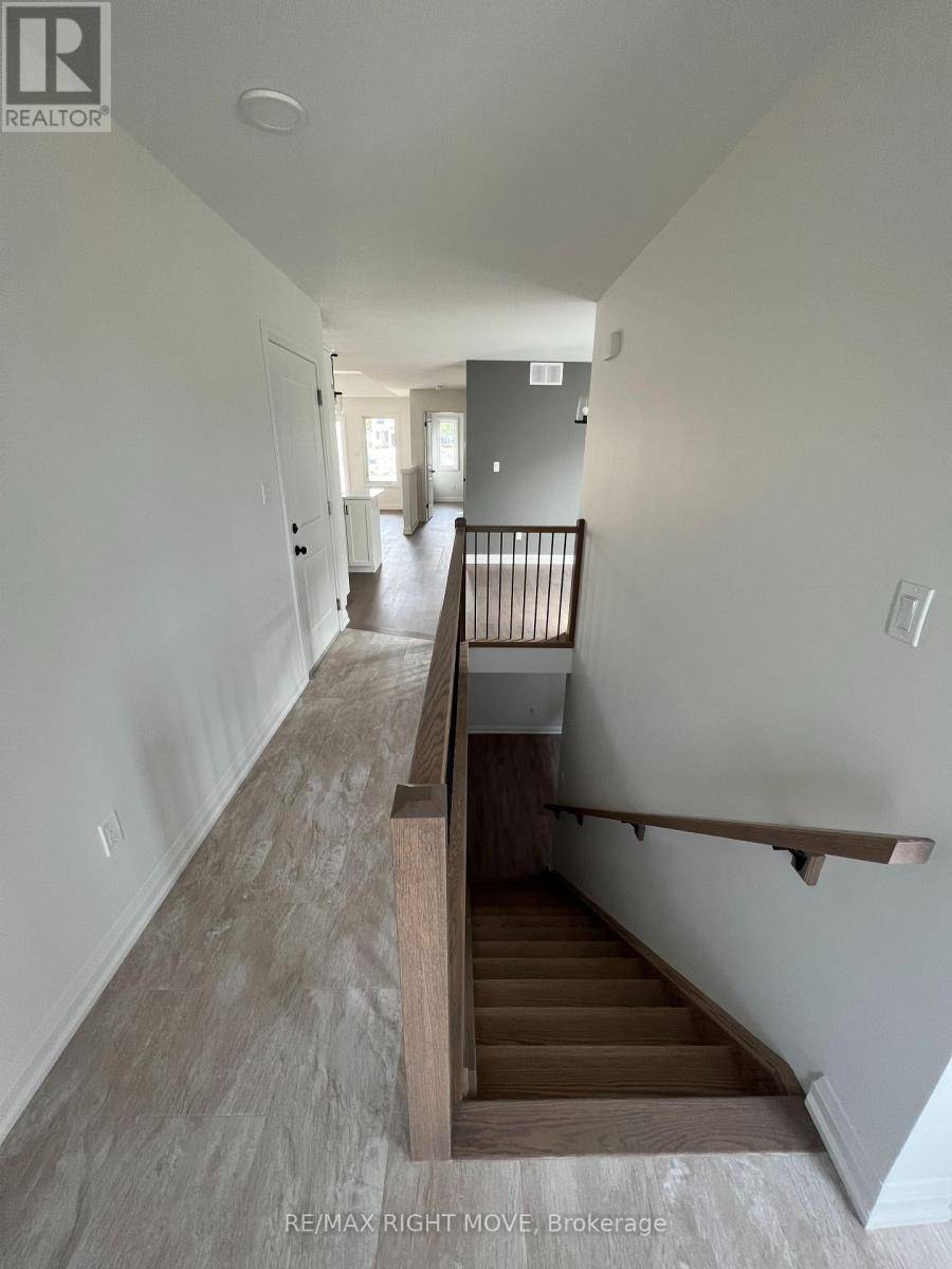 Wellington North (mount Forest), ON N0G2L4,209 CHURCH STREET N