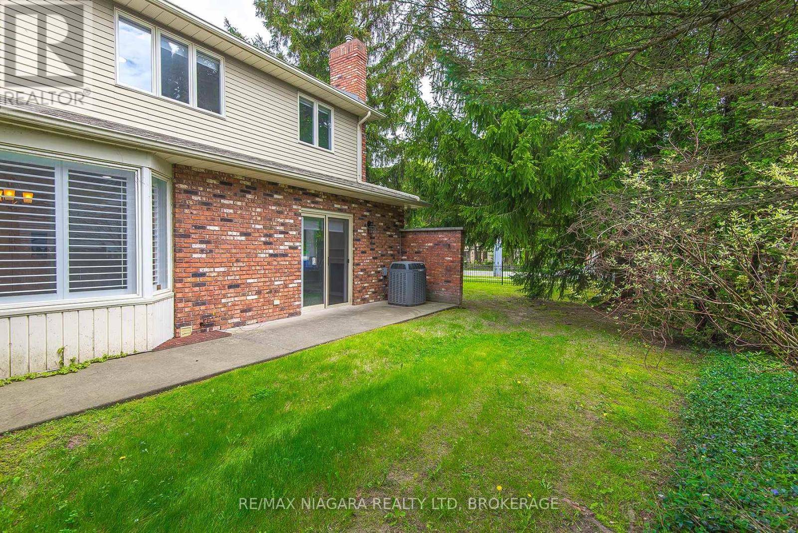 Pelham (fonthill), ON L0S1E5,1616 Pelham ST #1