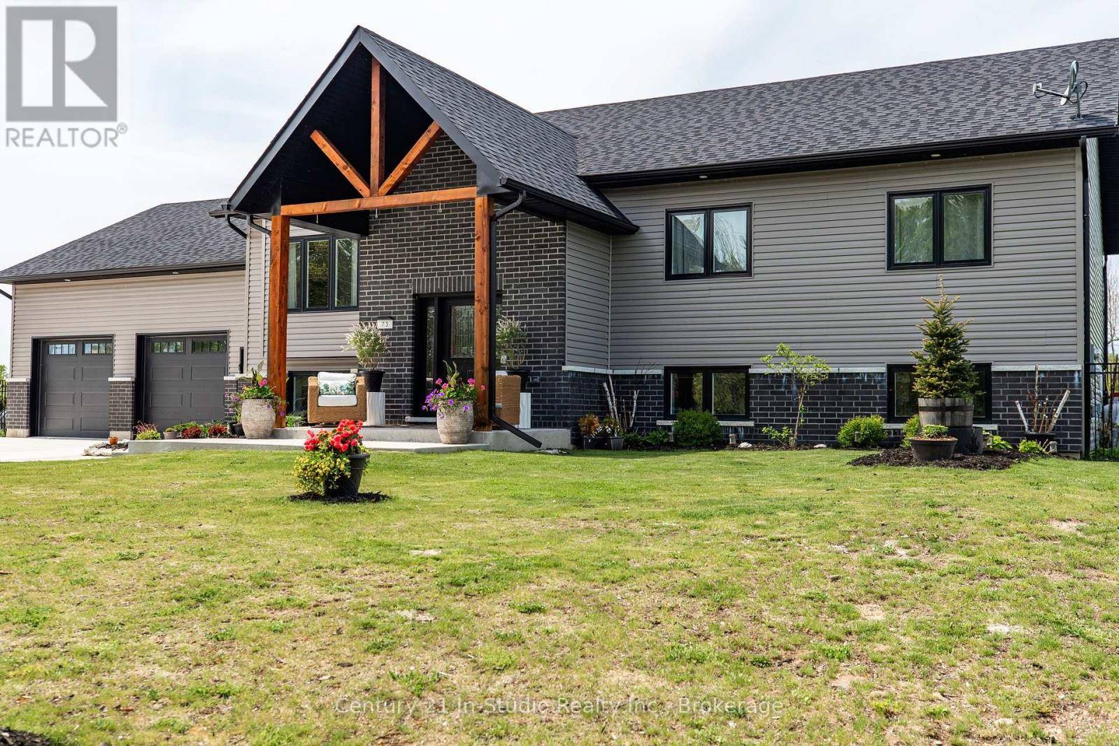 South Bruce Peninsula, ON N0H2T0,73 EVERETT ROAD