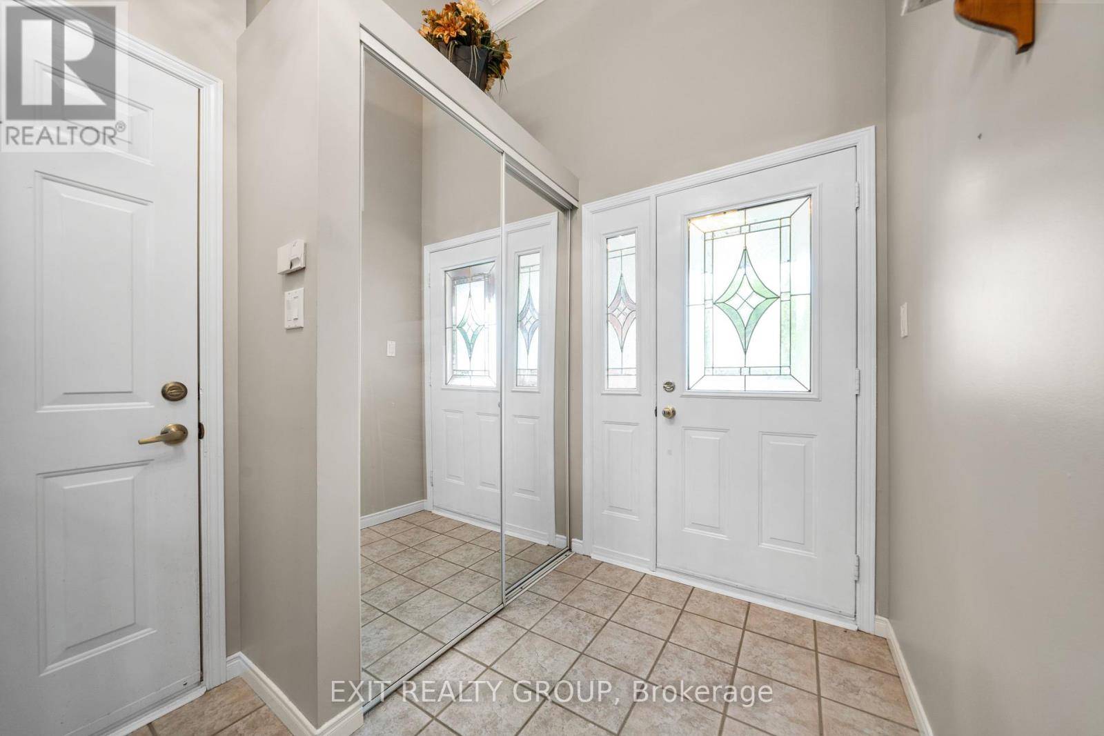 Quinte West (trenton Ward), ON K8V6M8,44 BLEEKER AVENUE