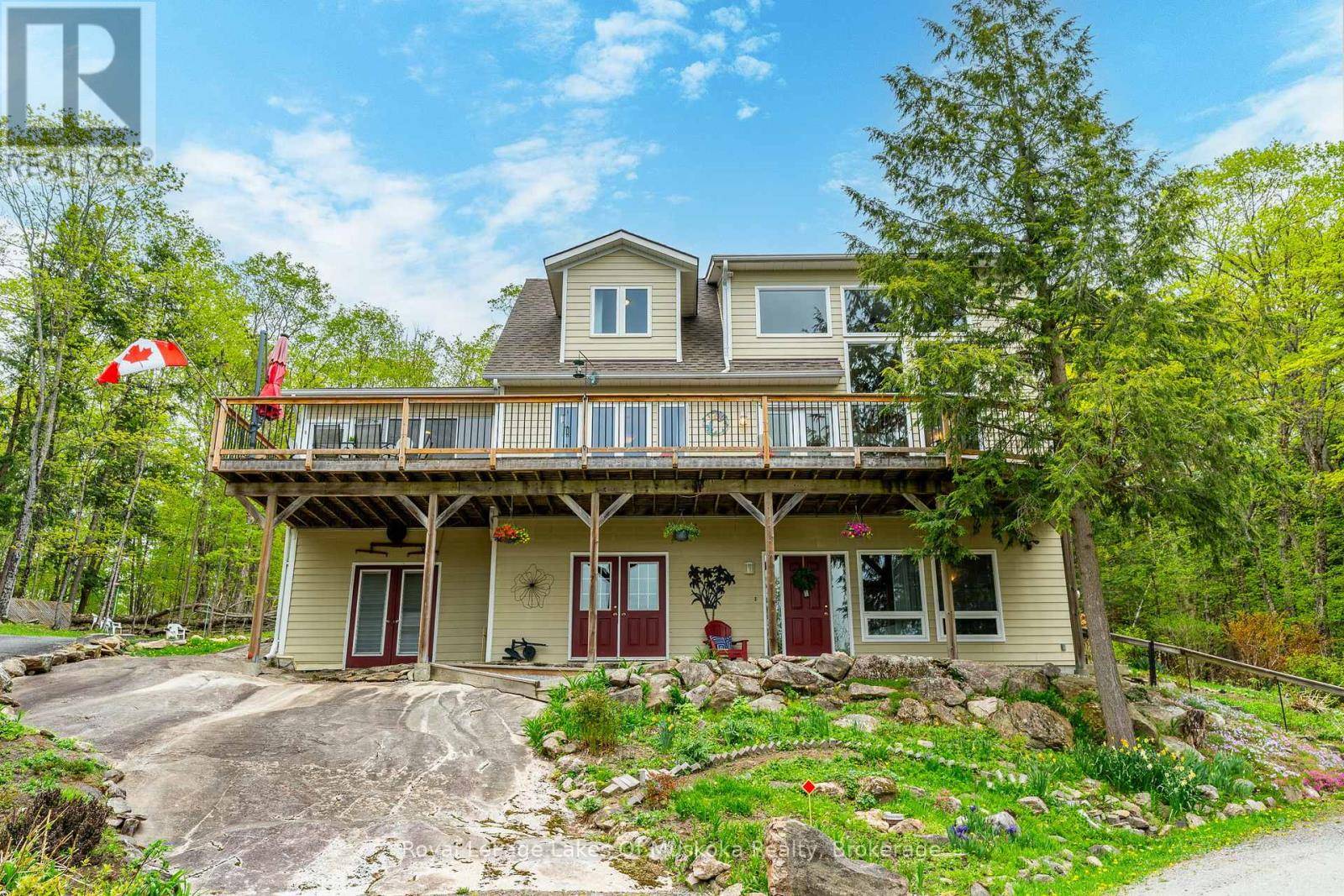 Bracebridge (monck (bracebridge)), ON P1L1W8,1043 OAKLAND DRIVE