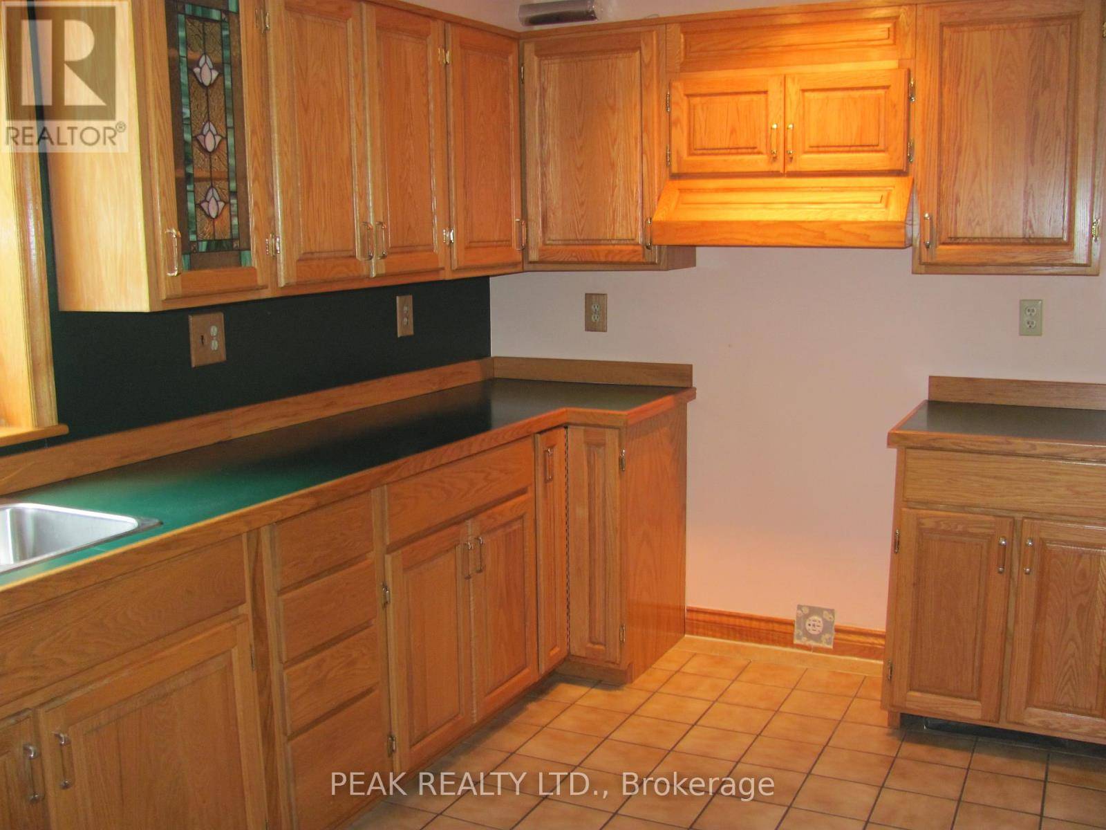 Kincardine, ON N0G2T0,101 KING STREET