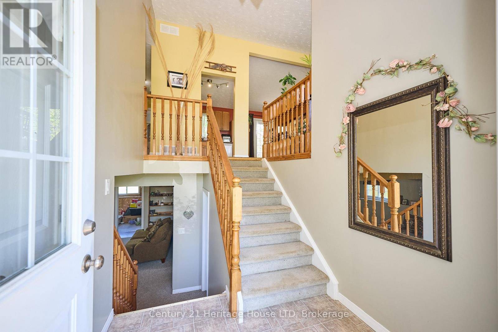 Fort Erie (ridgeway), ON L0S1N0,3040 POPLAR AVENUE