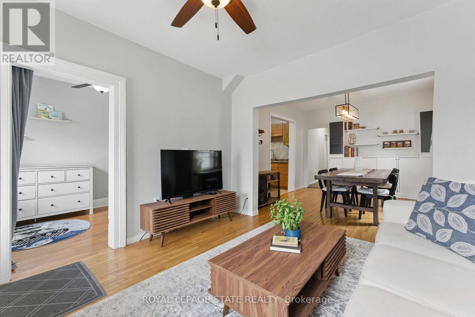 Hamilton (central), ON L8N2P6,91 AURORA STREET
