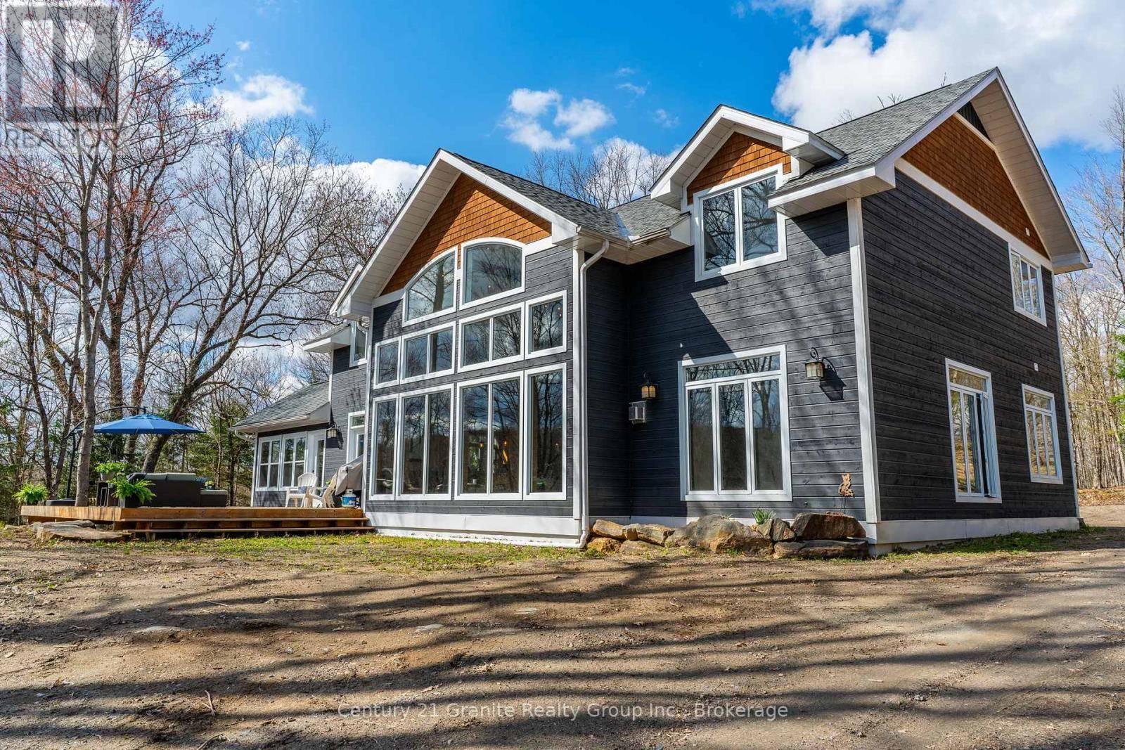 Minden Hills (minden), ON K0M2K0,1277 GRACE ROAD