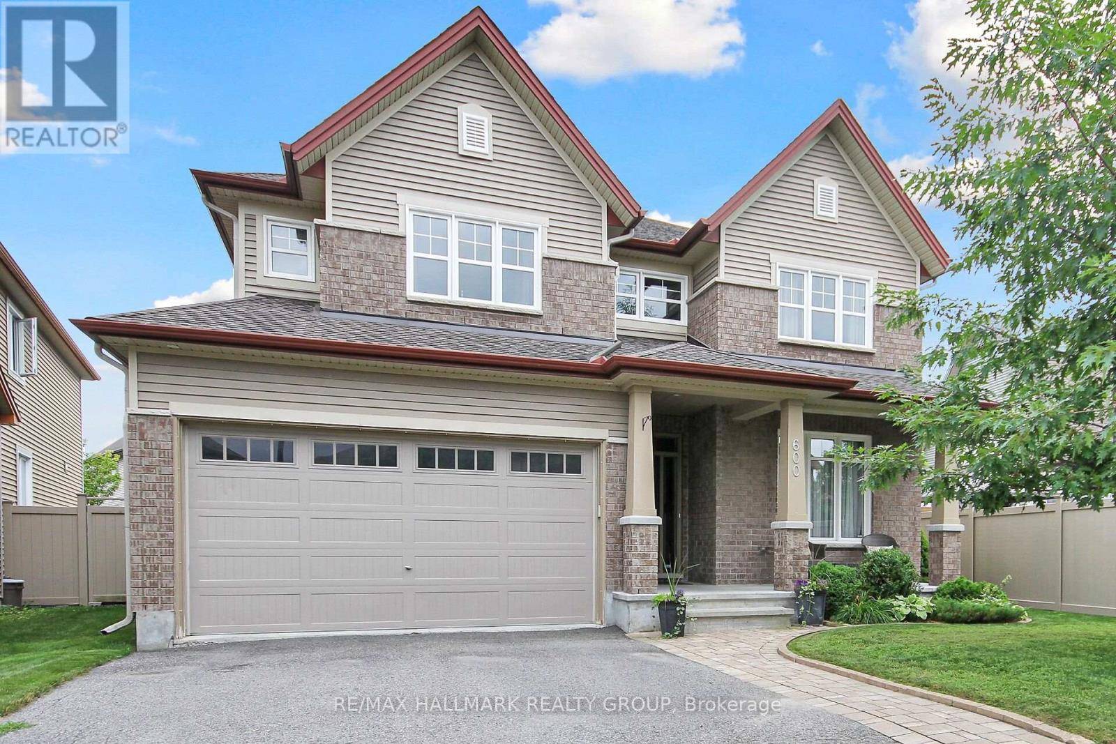 Ottawa, ON K2J5X8,600 VIA AMALFI STREET