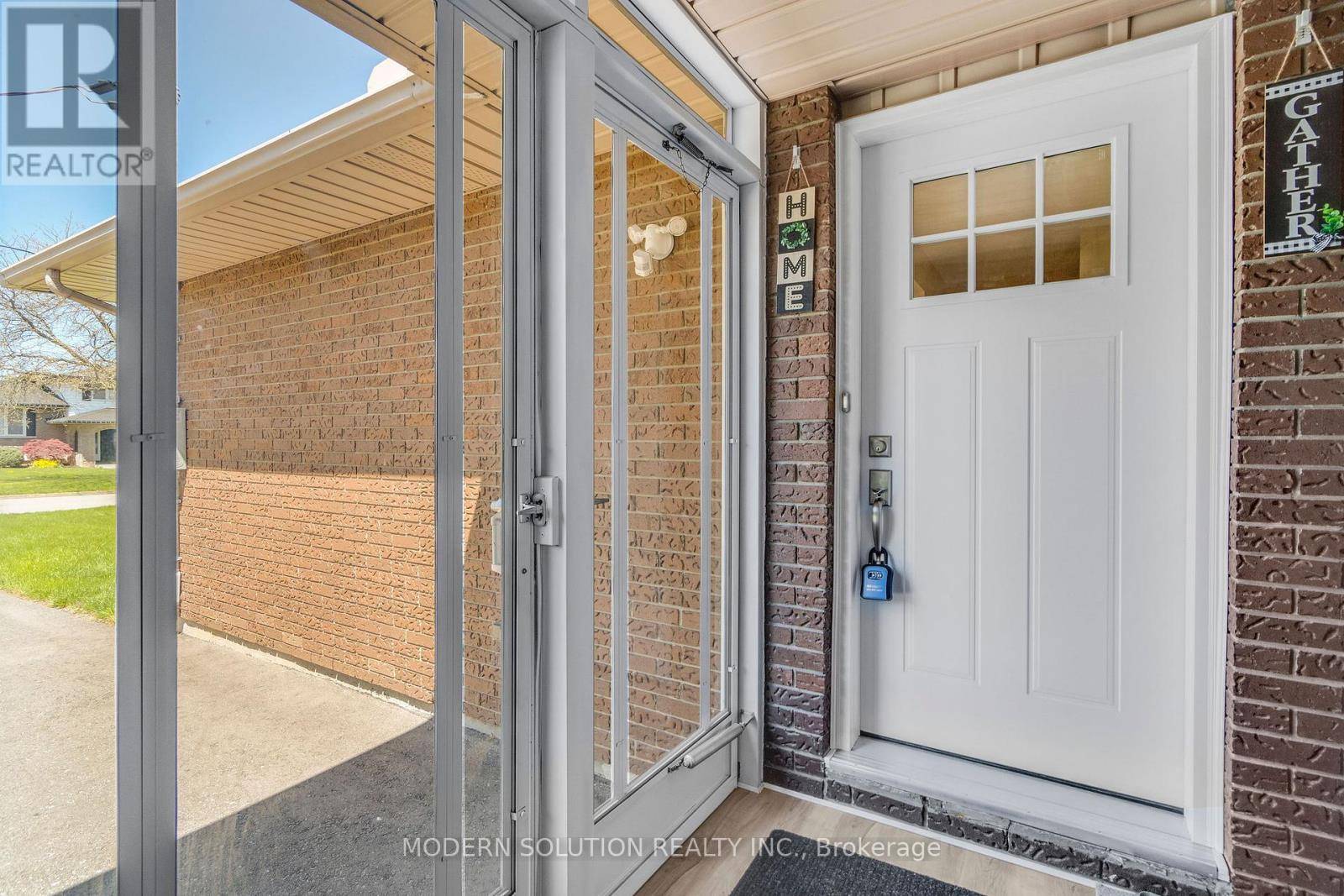 St. Catharines (vine/linwell), ON L2N3E9,90 GLEN PARK ROAD