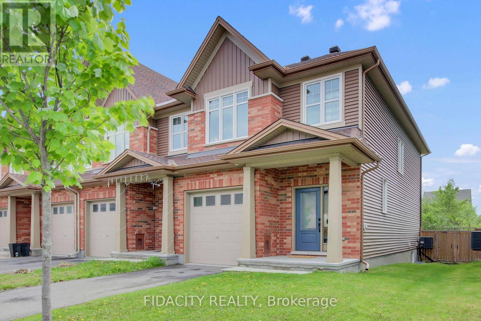 Ottawa, ON K1T0B3,284 WOOD ACRES GROVE