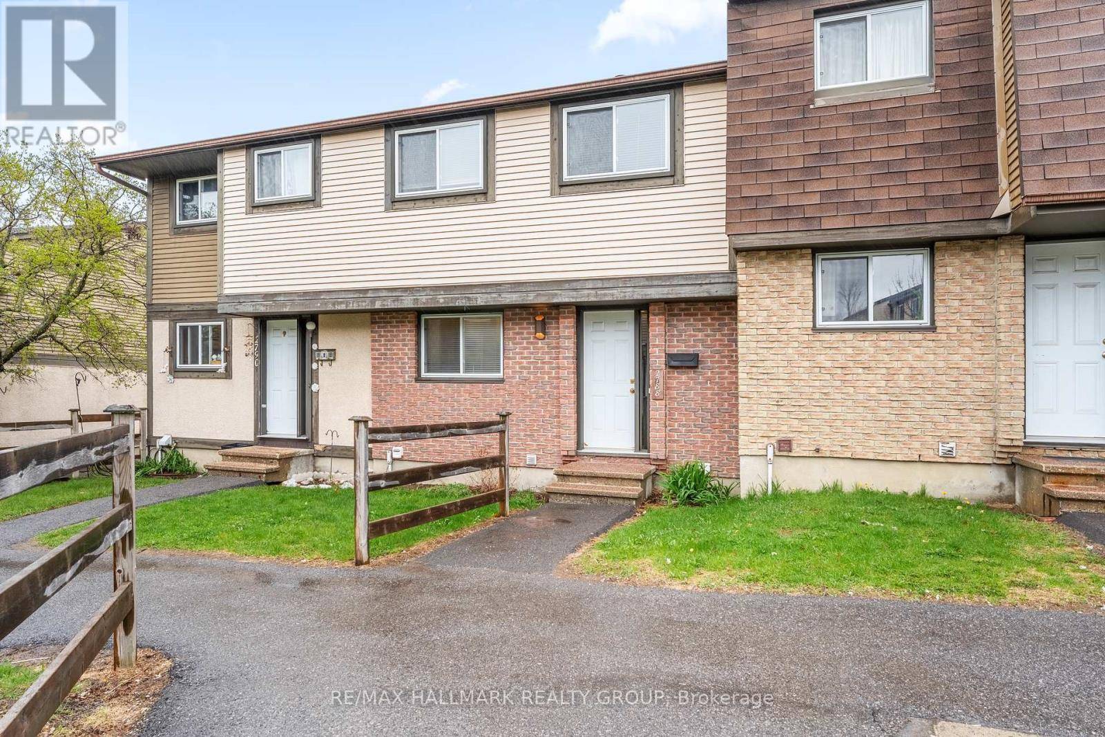 Ottawa, ON K1T2A8,2788 PIMLICO CRESCENT