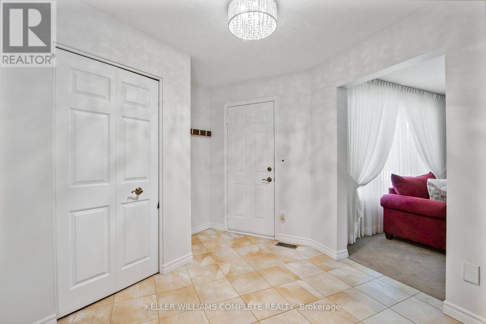 Hamilton (stoney Creek), ON L8G4S4,106 MAPLE DRIVE