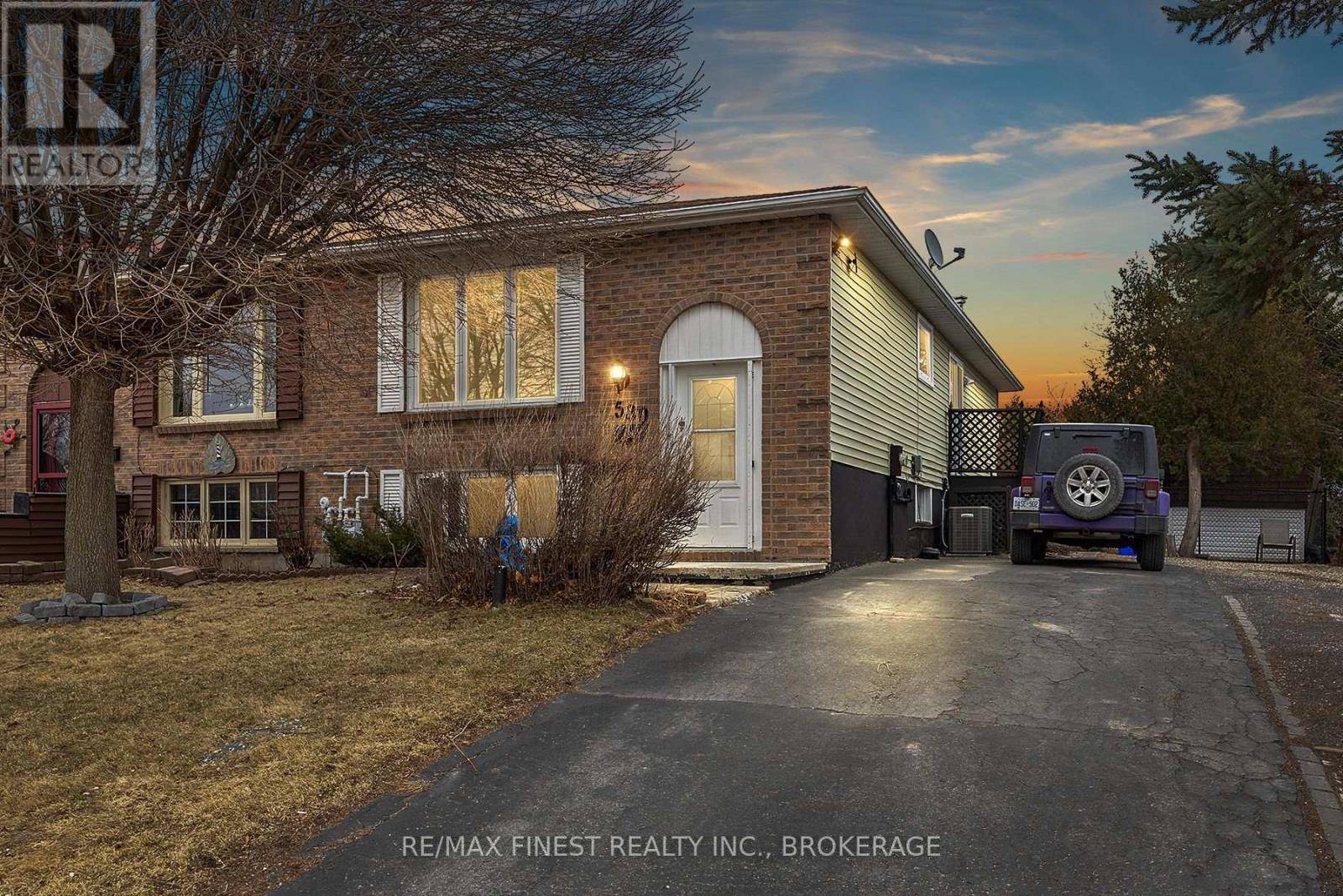 Kingston (east Gardiners Rd), ON K7M8B6,580 Gavin CT #2