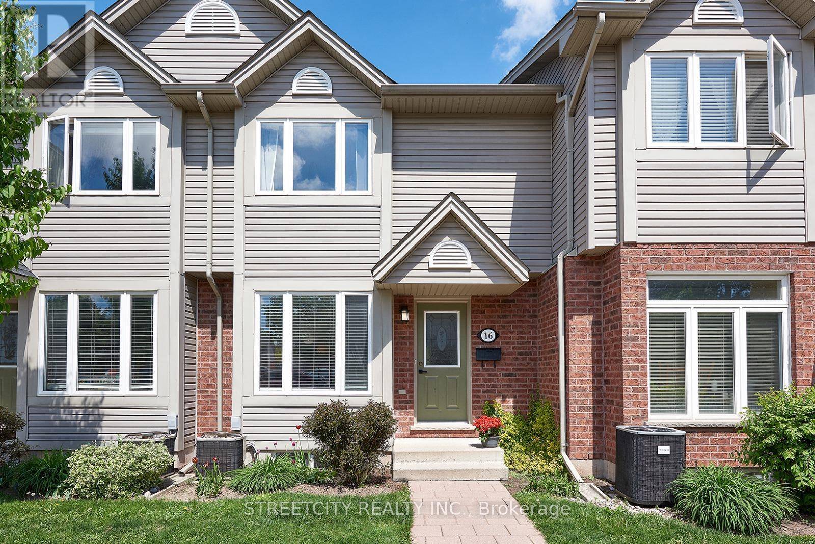 London North (north C), ON N5X4R1,1535 Trossacks AVE #16