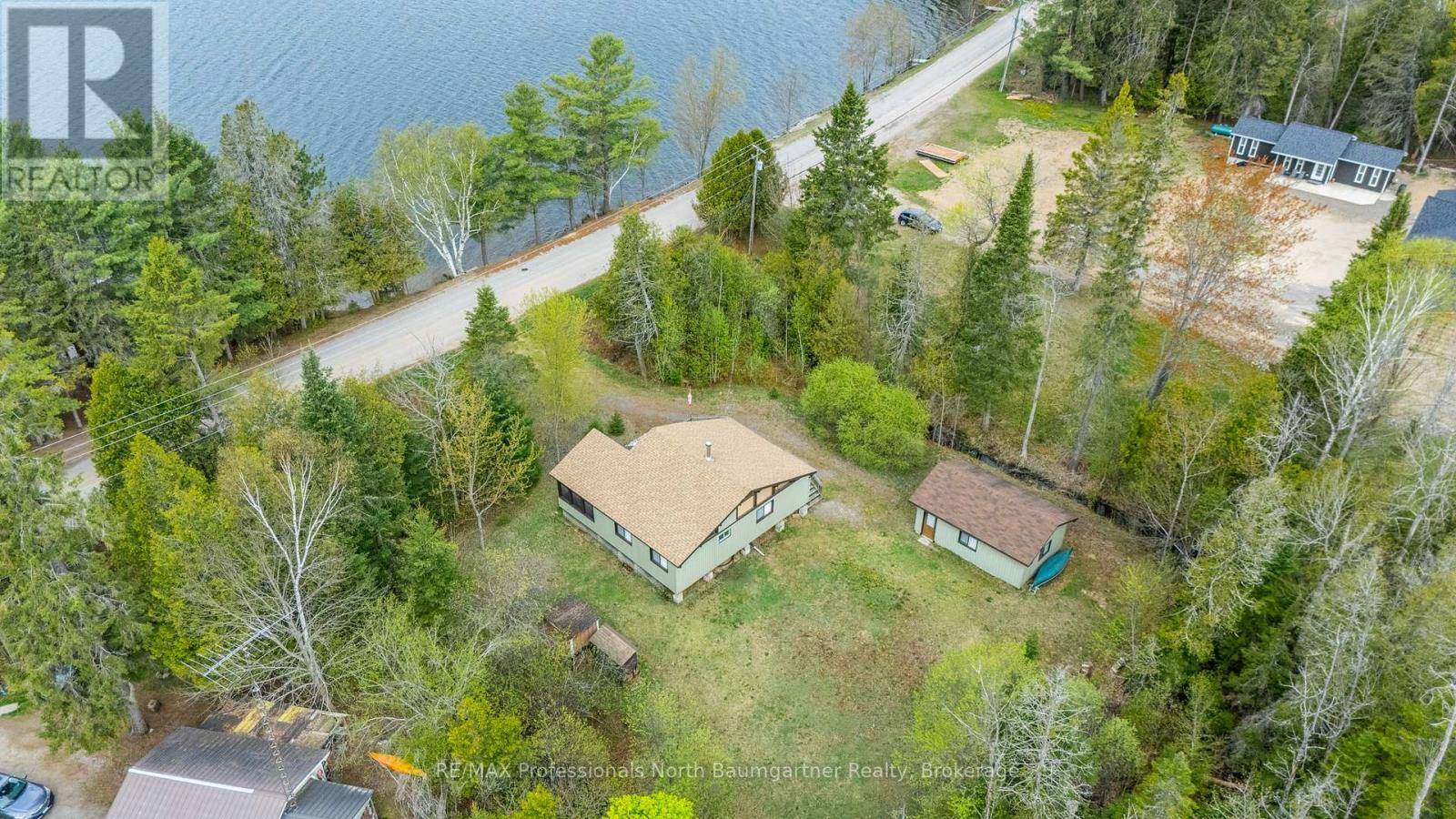 Minden Hills, ON K0M2K0,1172 MAEBAR ROAD
