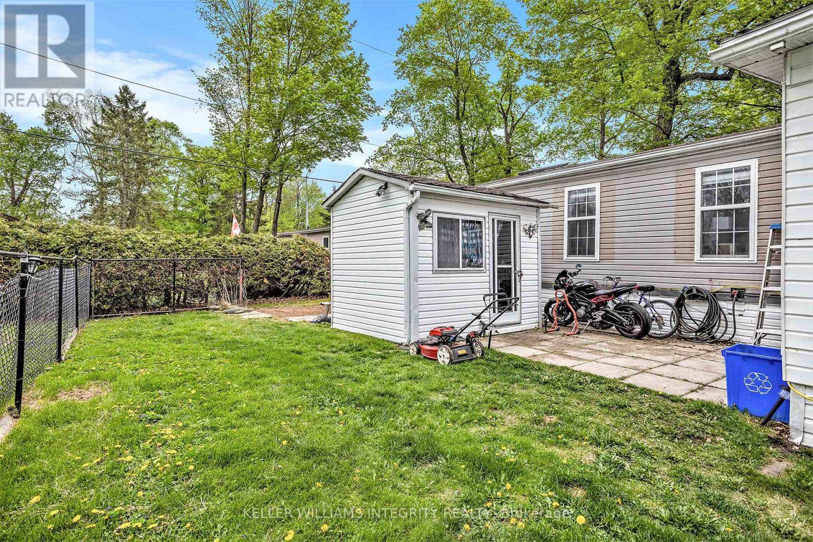Beckwith, ON K7C0S5,14 OAKWOOD AVENUE