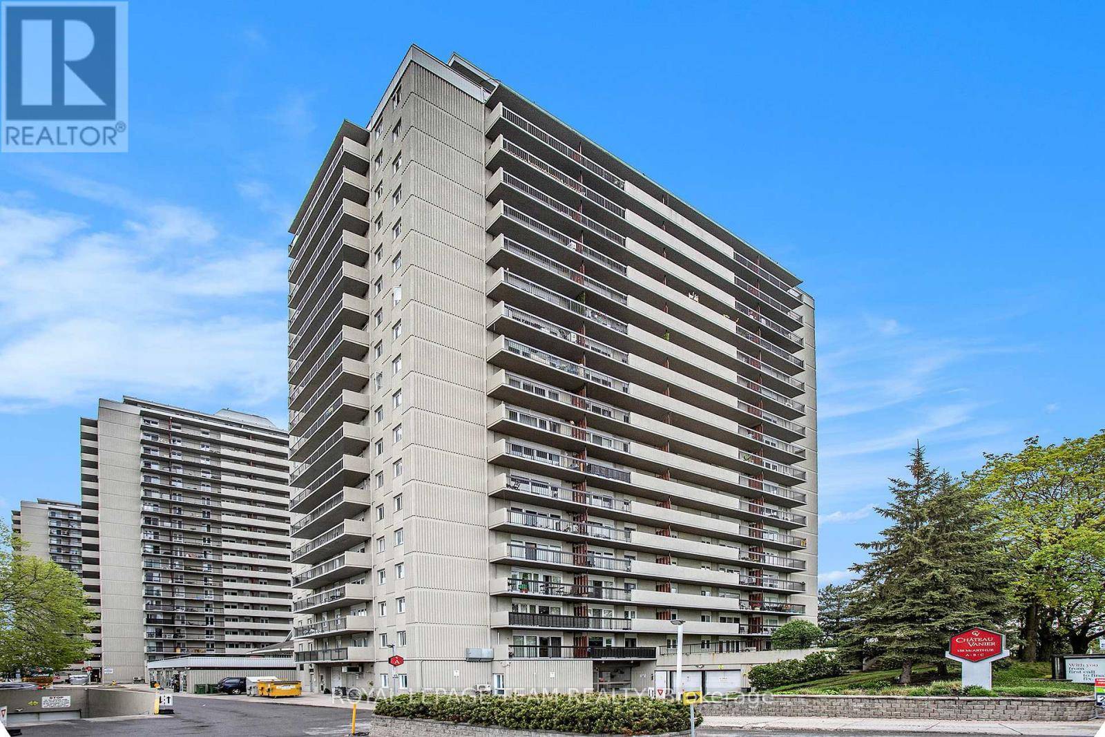 Ottawa, ON K1L7E7,158A McArthur AVE #1606
