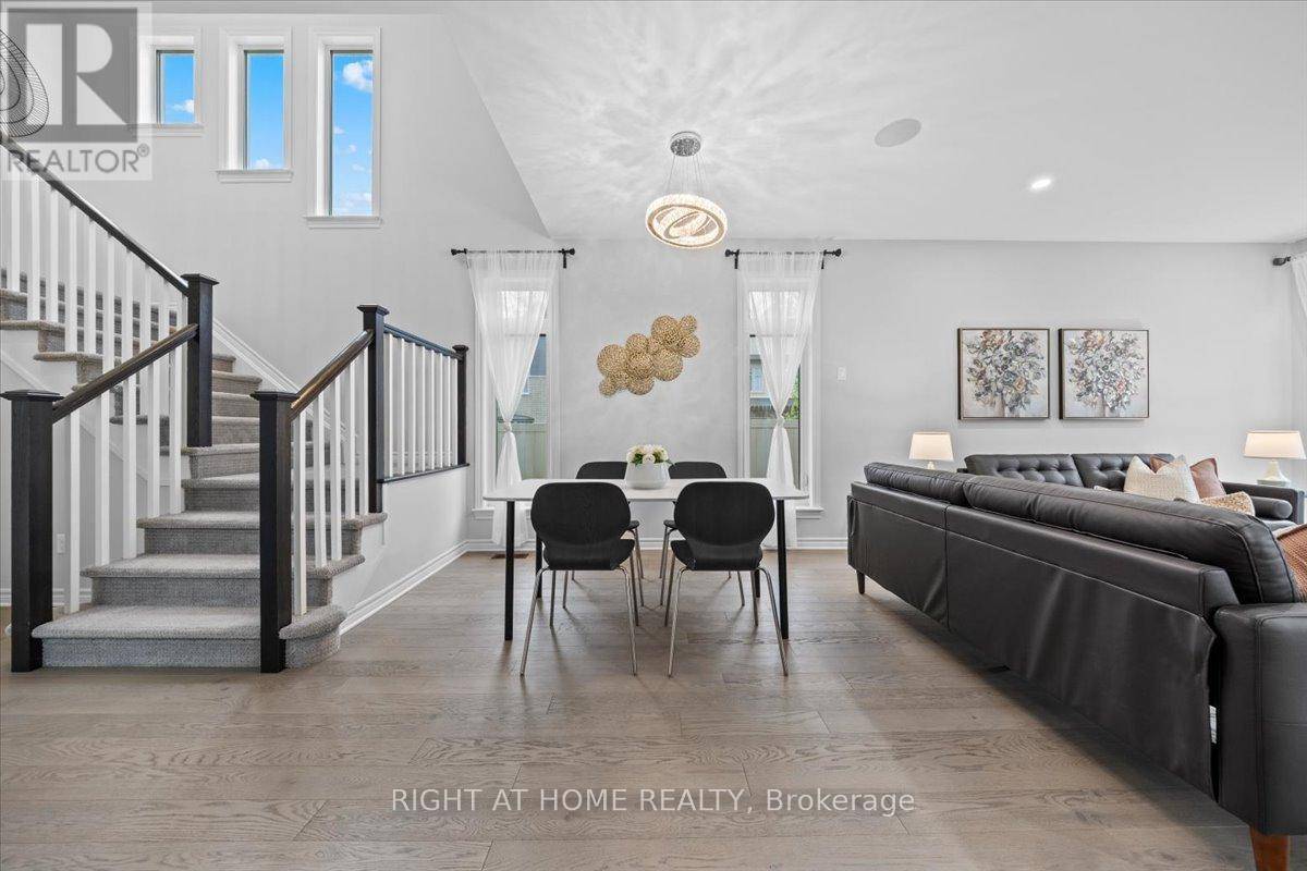 Ottawa, ON K2S1B9,637 VIVERA PLACE