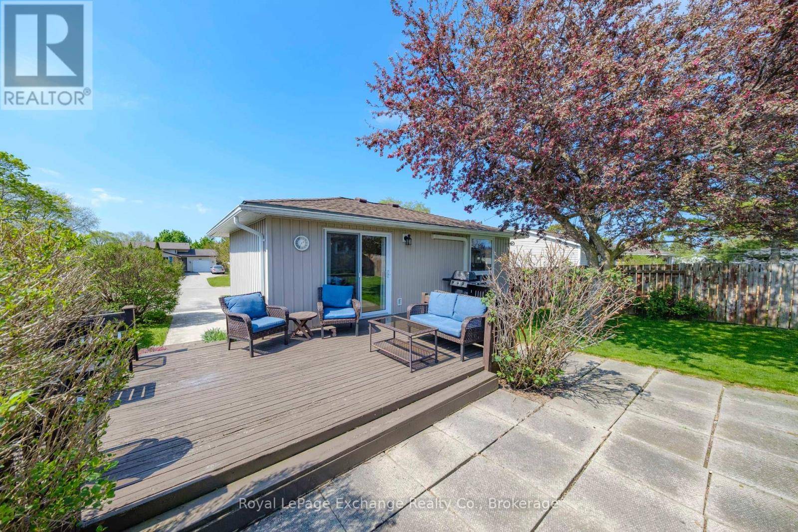 Kincardine, ON N2Z1S6,660 JOHNSTON CRESCENT
