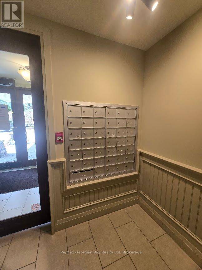 Bracebridge (macaulay), ON P1L0A4,10A KIMBERLEY AVE #206A