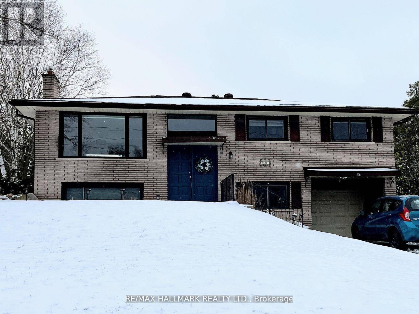 Peterborough West (south), ON K9K1K5,587 SPILLSBURY DRIVE