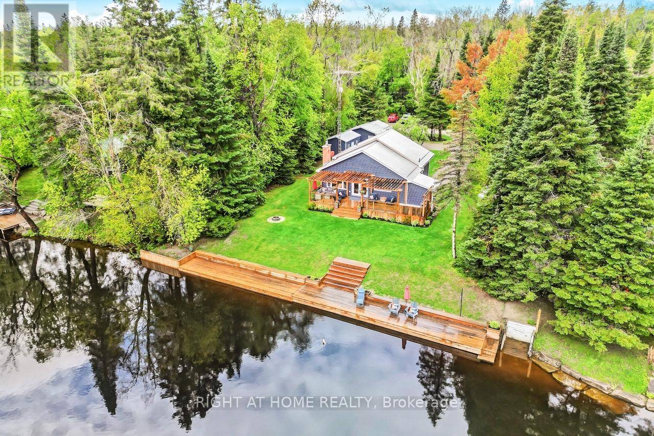 Kawartha Lakes (fenelon Falls), ON K0M1N0,54 RIVERBANK ROAD