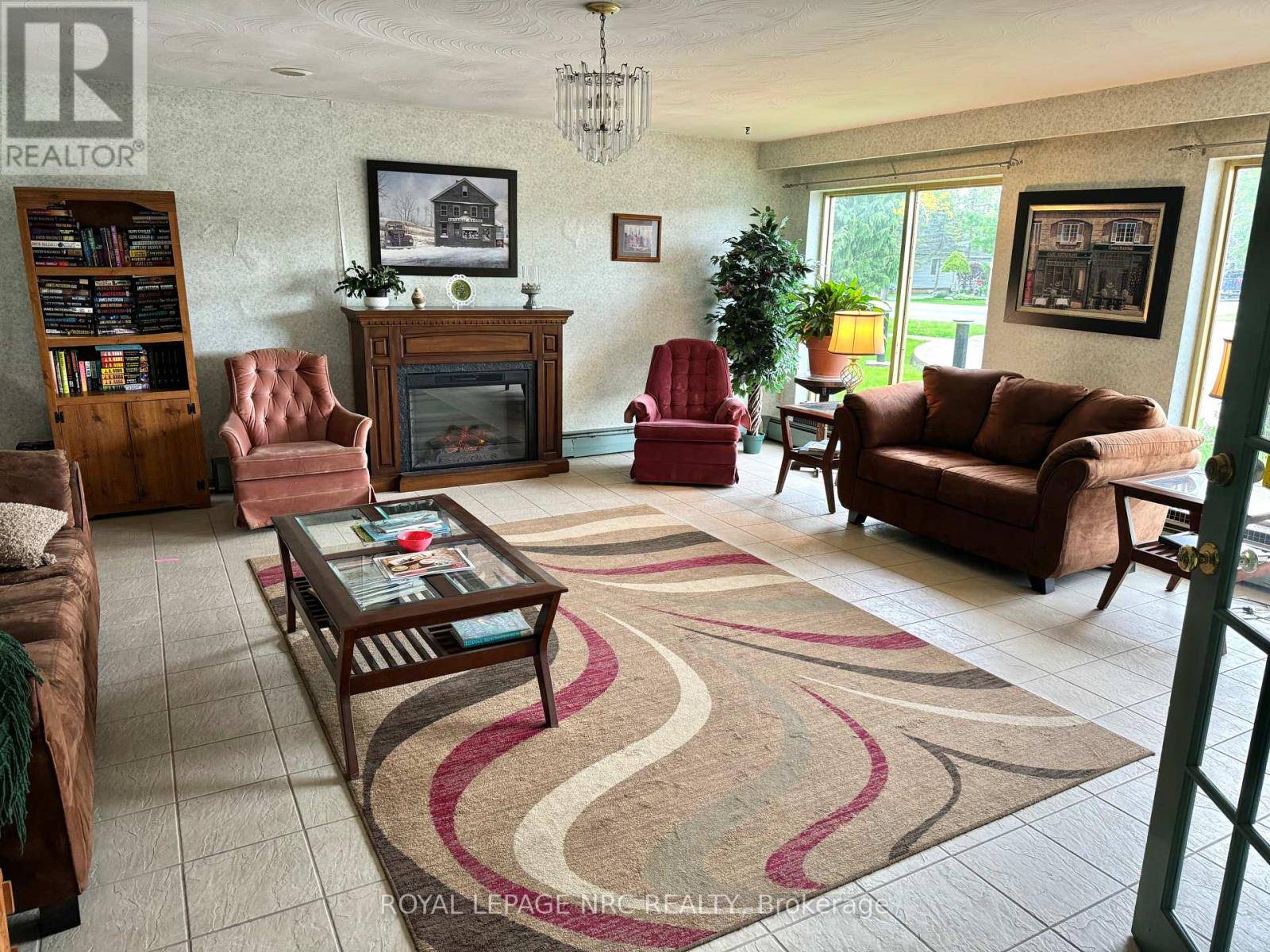 Welland (prince Charles), ON L3C3X1,485 Thorold Rd. RD #204