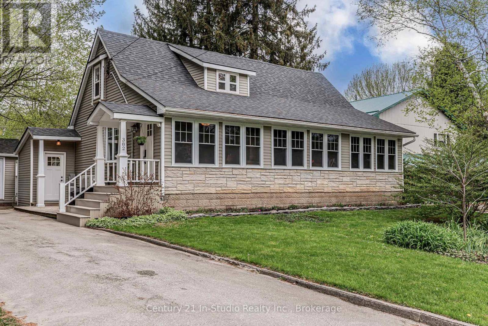 Georgian Bluffs, ON N4K5T1,382 2ND AVENUE SE